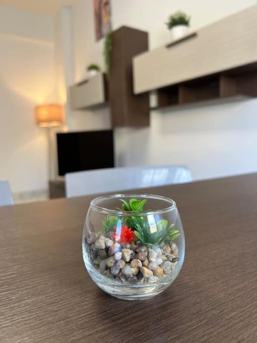Prella House 50 Mt Da Metro B Jonio Appartamento
