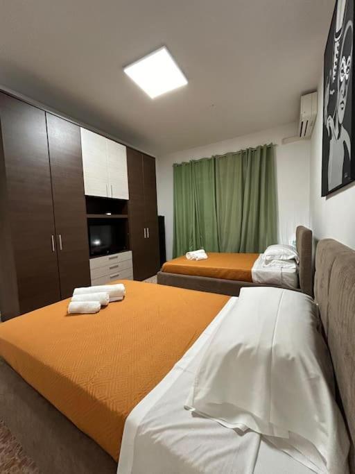 Prella House 50 Mt Da Metro B Jonio Appartamento Roma