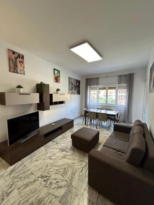 Appartamento Prella House 50 Mt Da Metro B Jonio *